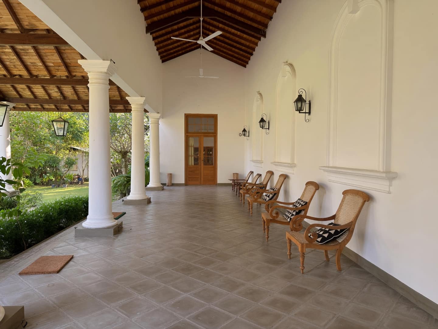 The side courtyard